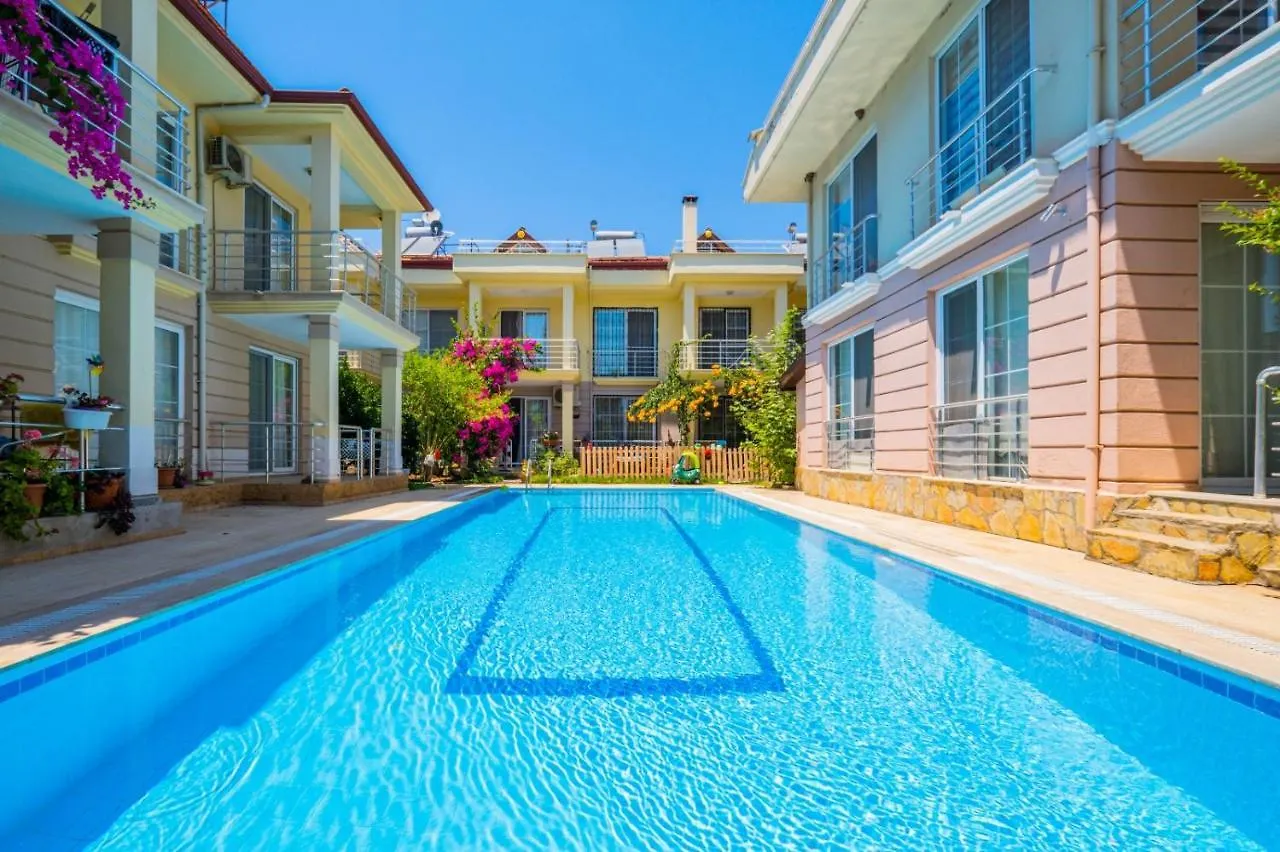 Salazzo Calis Beach Villa Fethiye 0*,
